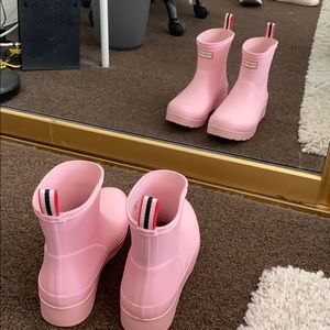 Pink hunter rain boots